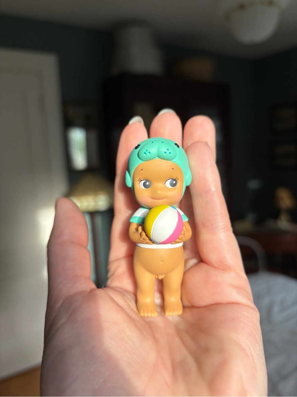 Sonny Angel - Manatee - Summer Vacation Series